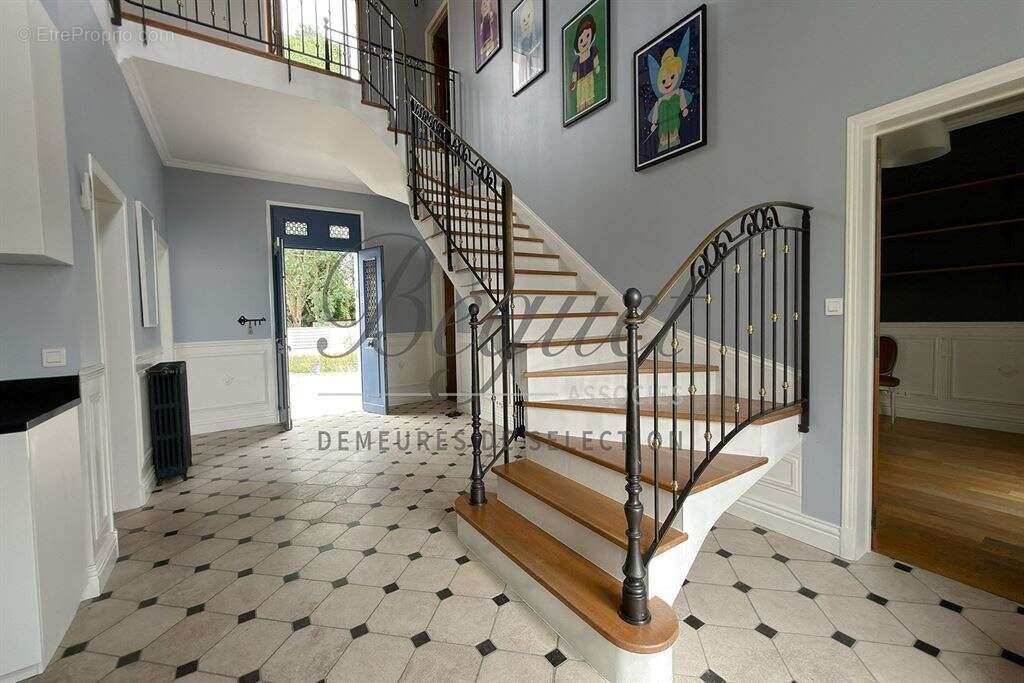 Mere - montfort - neauphle 78490 maison + studio 200 m² 3/4 chb jardin 2500 m² studio garage - photo 10