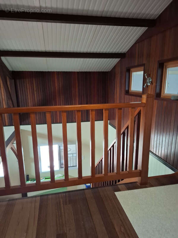 Maison T4 avec terrasse, garage et bureau indépendant   Terrain de 856 m2 - photo 2