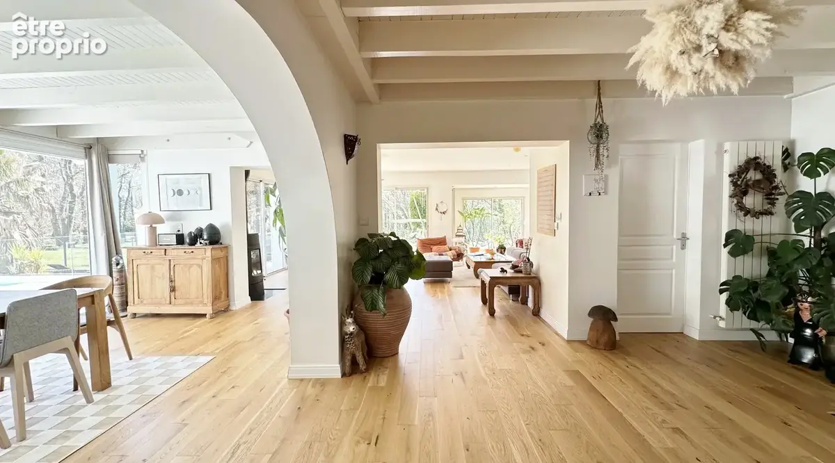 Propriete de type t12 de 360 m2 dont 2 appartement t3 de 70 m2 chacun - photo 5