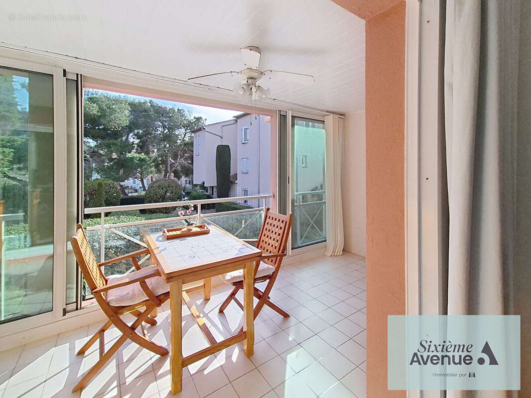 Appartement à SIX-FOURS-LES-PLAGES