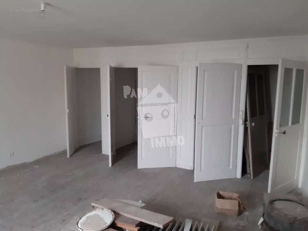 Maison à NOVIANT-AUX-PRES