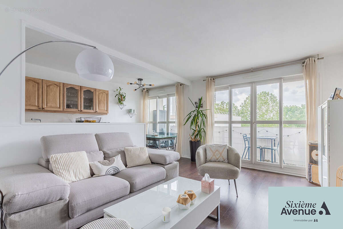 Appartement à CHILLY-MAZARIN