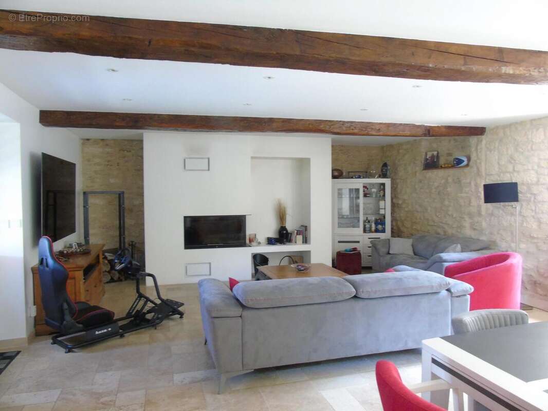Maison 343 m² à Foulangues  - photo 5