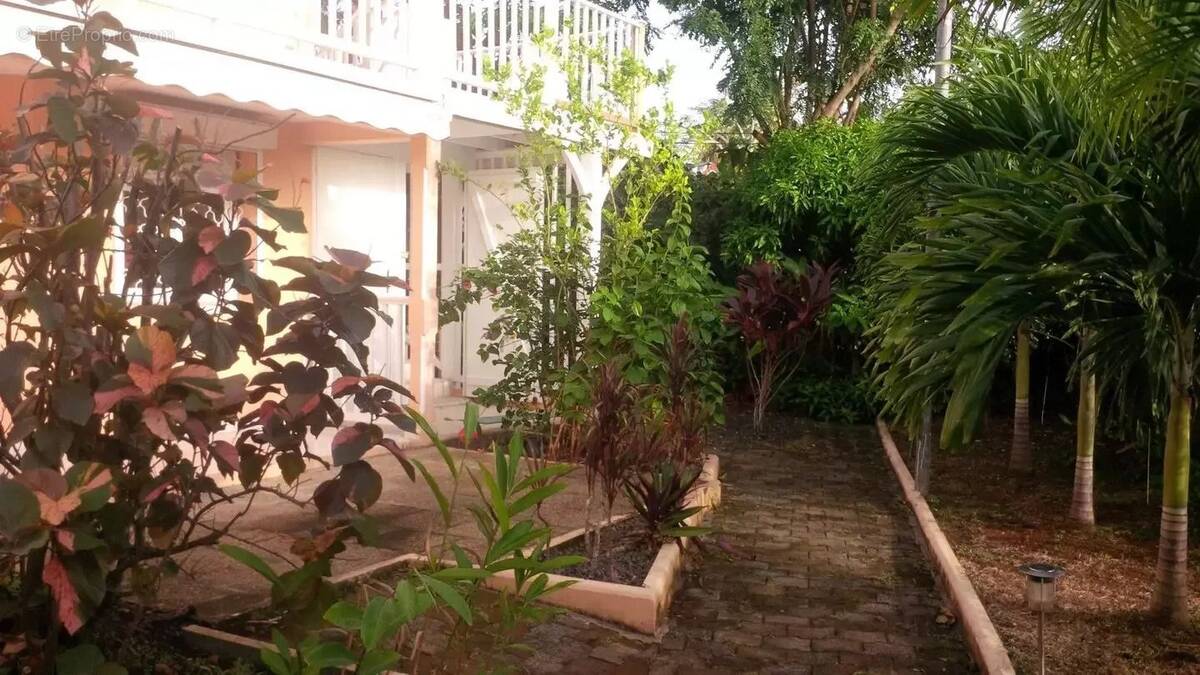 Appartement à LES TROIS-ILETS