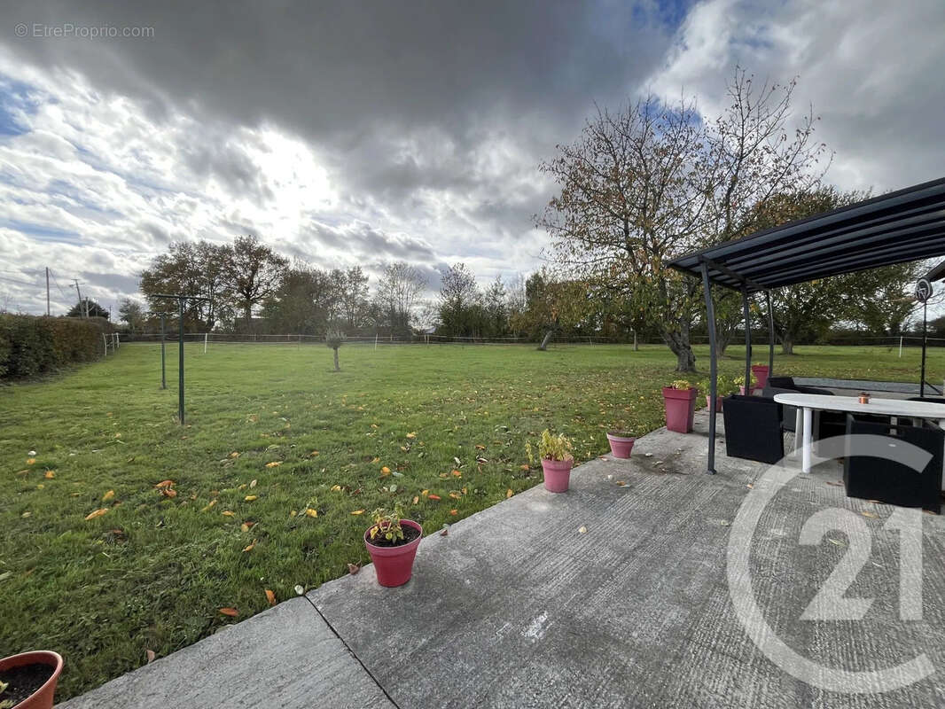 Maison à LA BARRE-EN-OUCHE