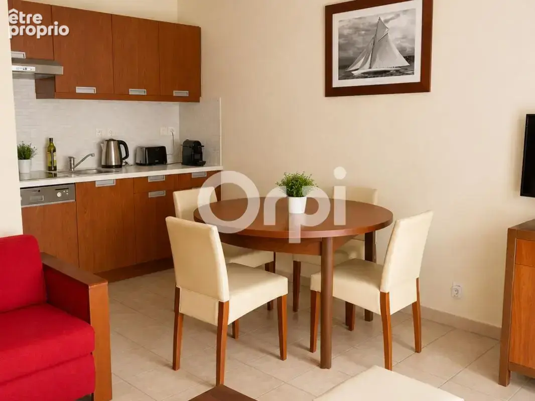 T2 - 40 m2 - piscine et lac privé - photo 2