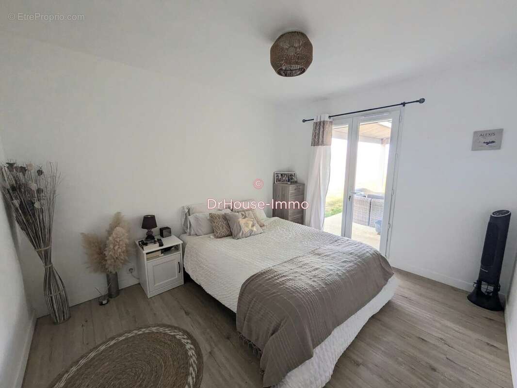 Maison à CIRE-D&#039;AUNIS