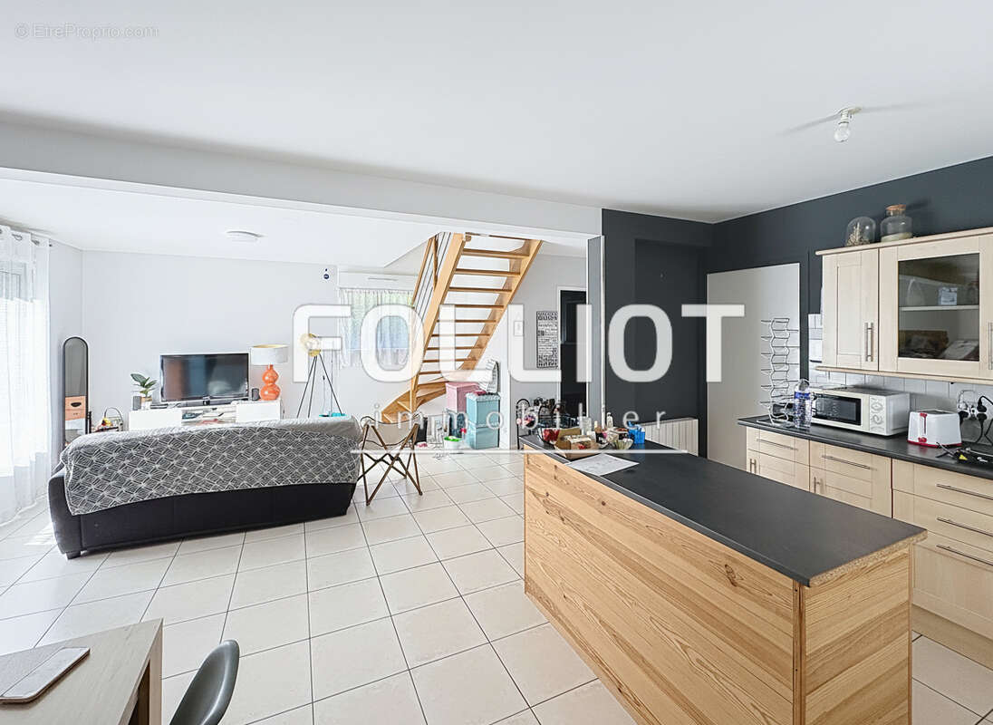 A VENDRE Maison 4 chambres au Val-Saint-Père - photo 4