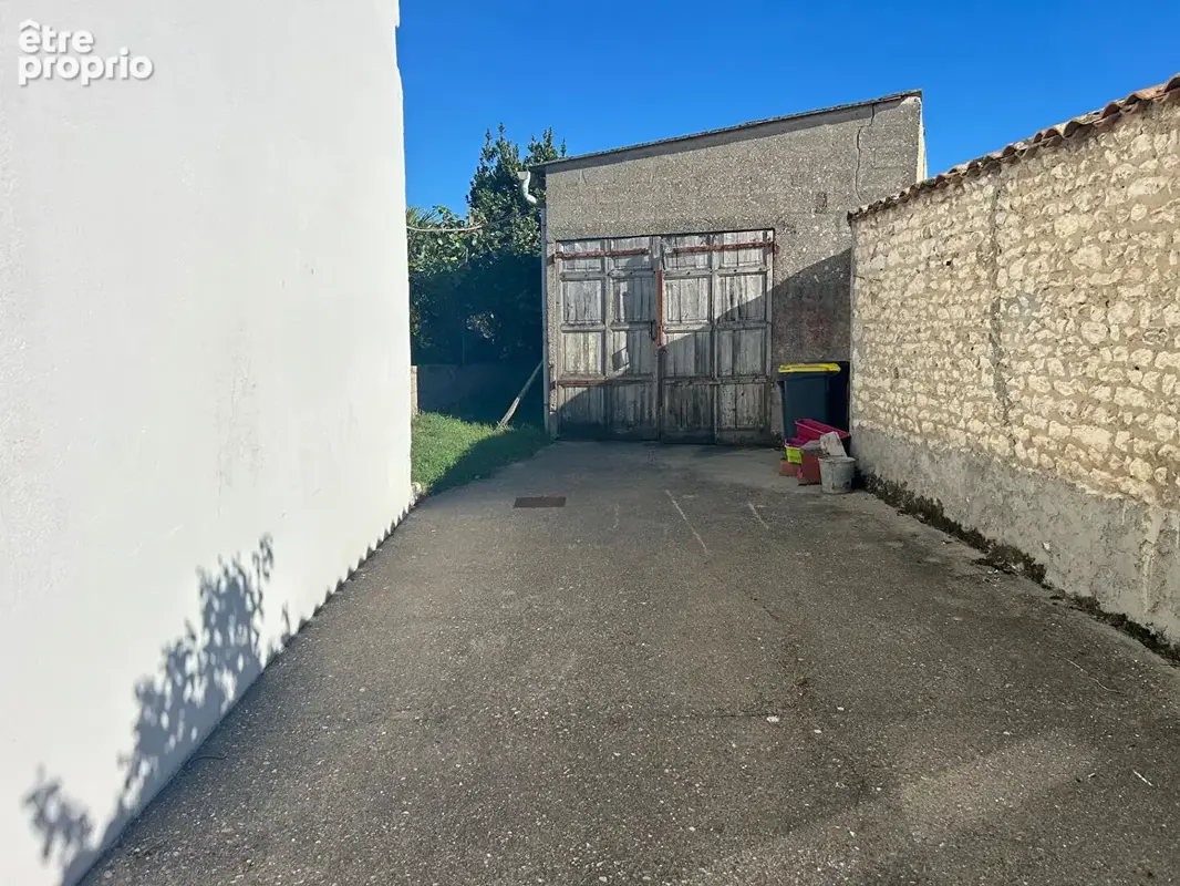Maison à rénover 5 pièces à Semussac - 232 000 - photo 4