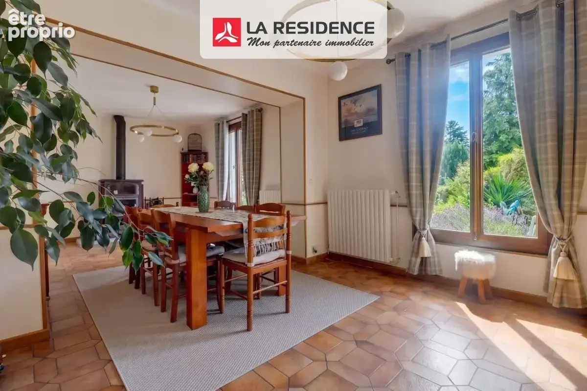 Maison 174 m² à Houdan  - photo 2