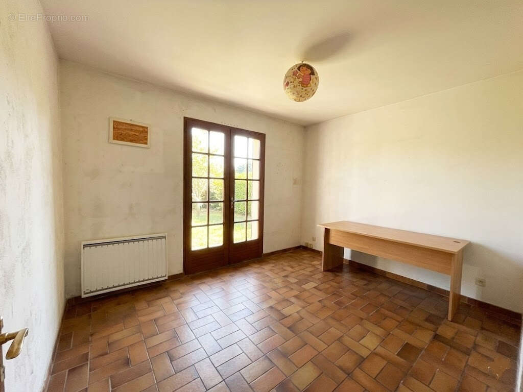 Maison à NOGENT-SUR-VERNISSON