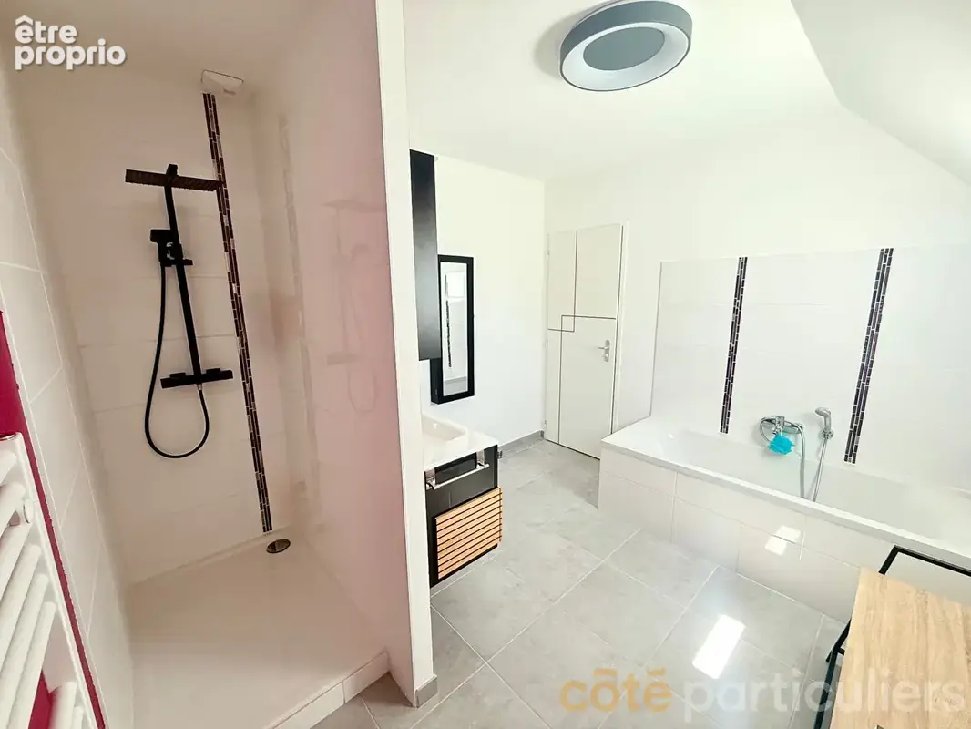 Maison 6 pièces 143 m² à vendre à Veigne (37250) - photo 11