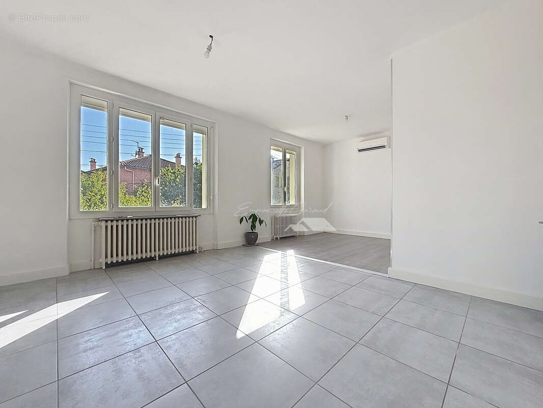 Maison 3 pièces avec jardin, fonctionnelle et économe - photo 2