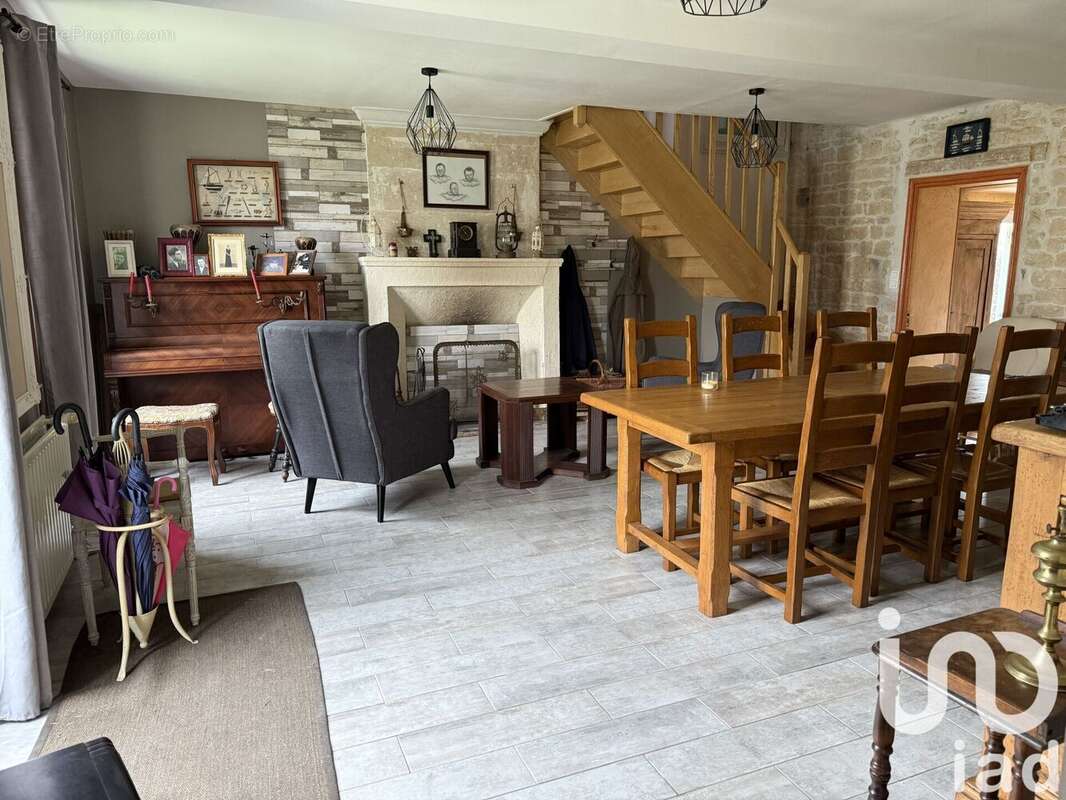 Photo 3 - Maison à PRIN-DEYRANCON