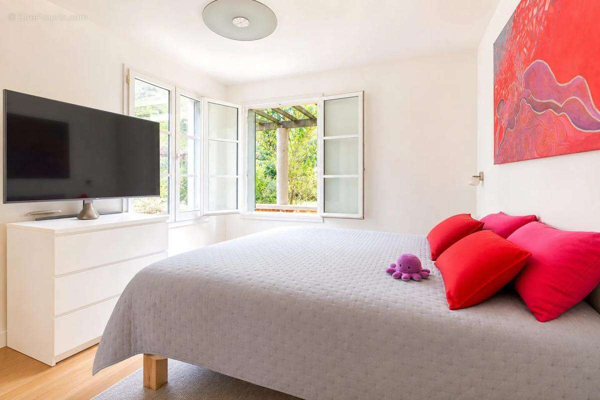 Appartement de 4 pièces de 80 m² situé à Garches - photo 10