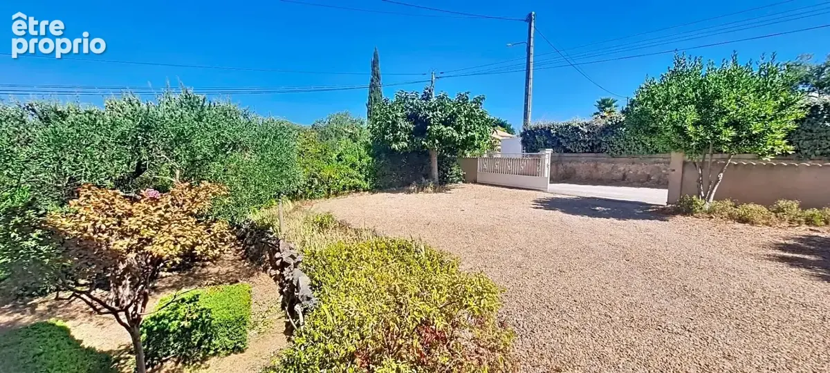 Jolie villa de plain-pied de 147m² avec garage et vue dégagée - photo 15