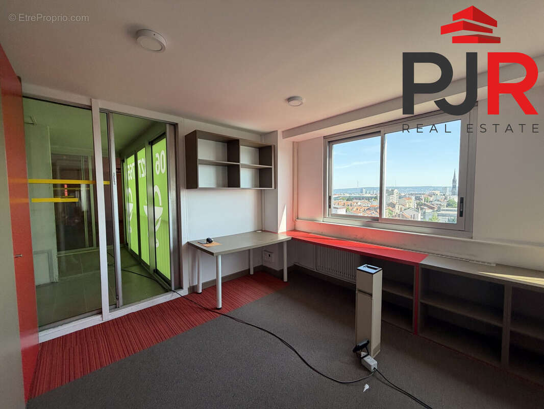 Commerce 427 m² à Vandoeuvre-Les-Nancy  - photo 4
