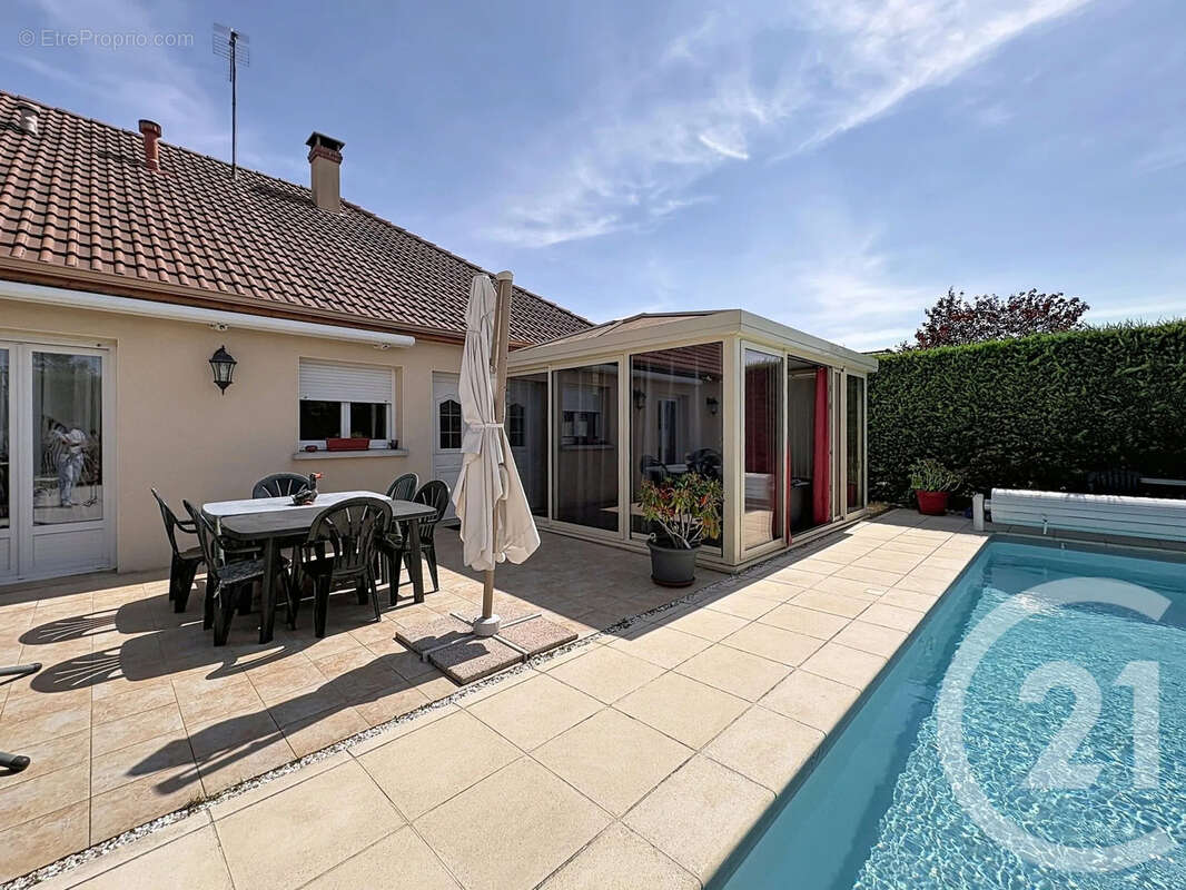 Maison 110 m² à Lavau  - photo 12