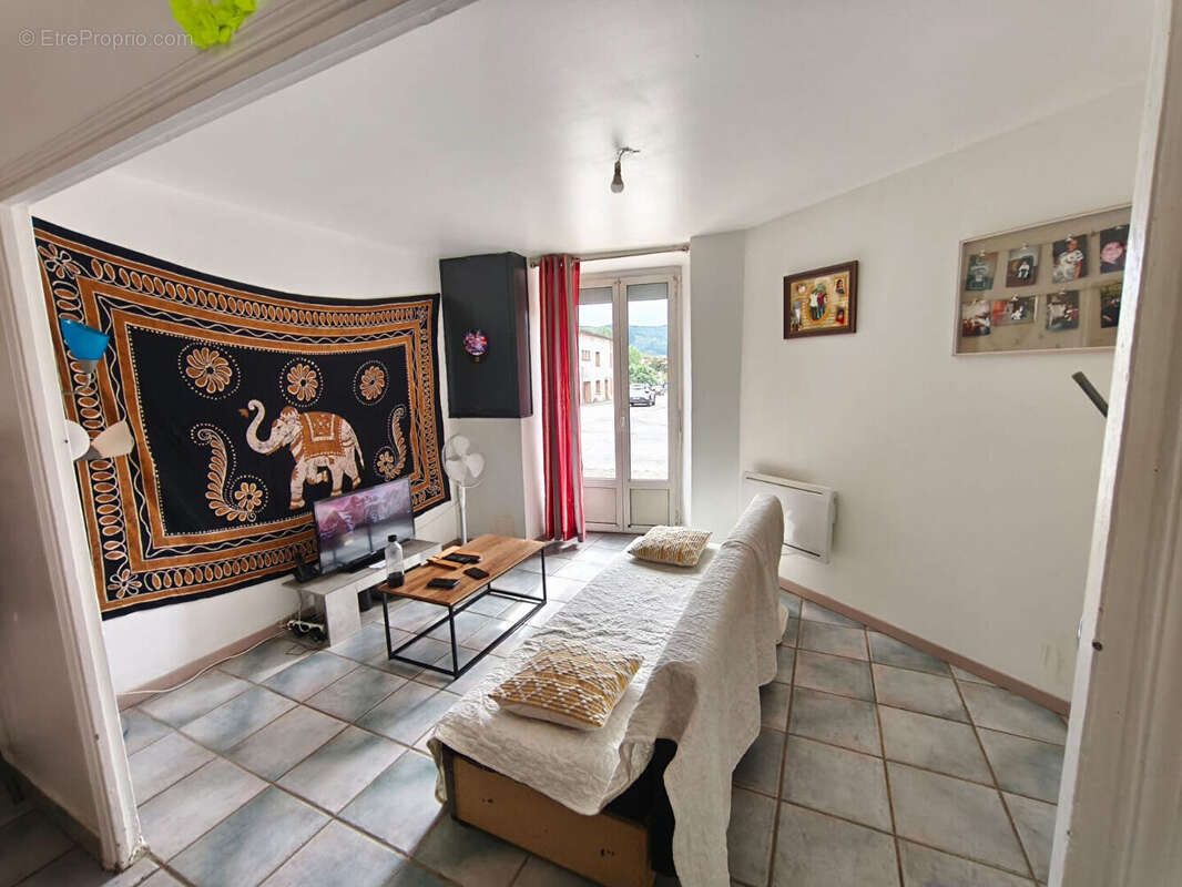 Appartement à SAINT-JEAN-DE-VERGES