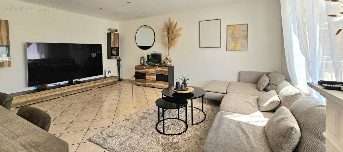 Appartement à MOUGINS