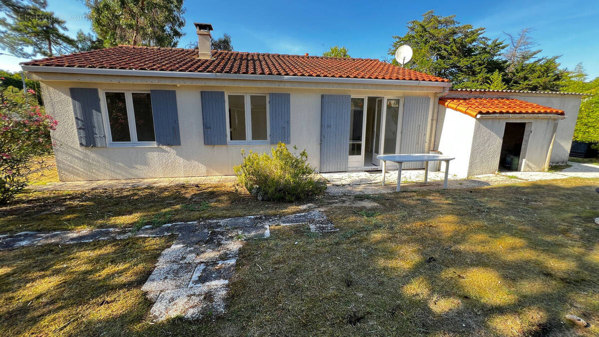 Maison à LA TREMBLADE