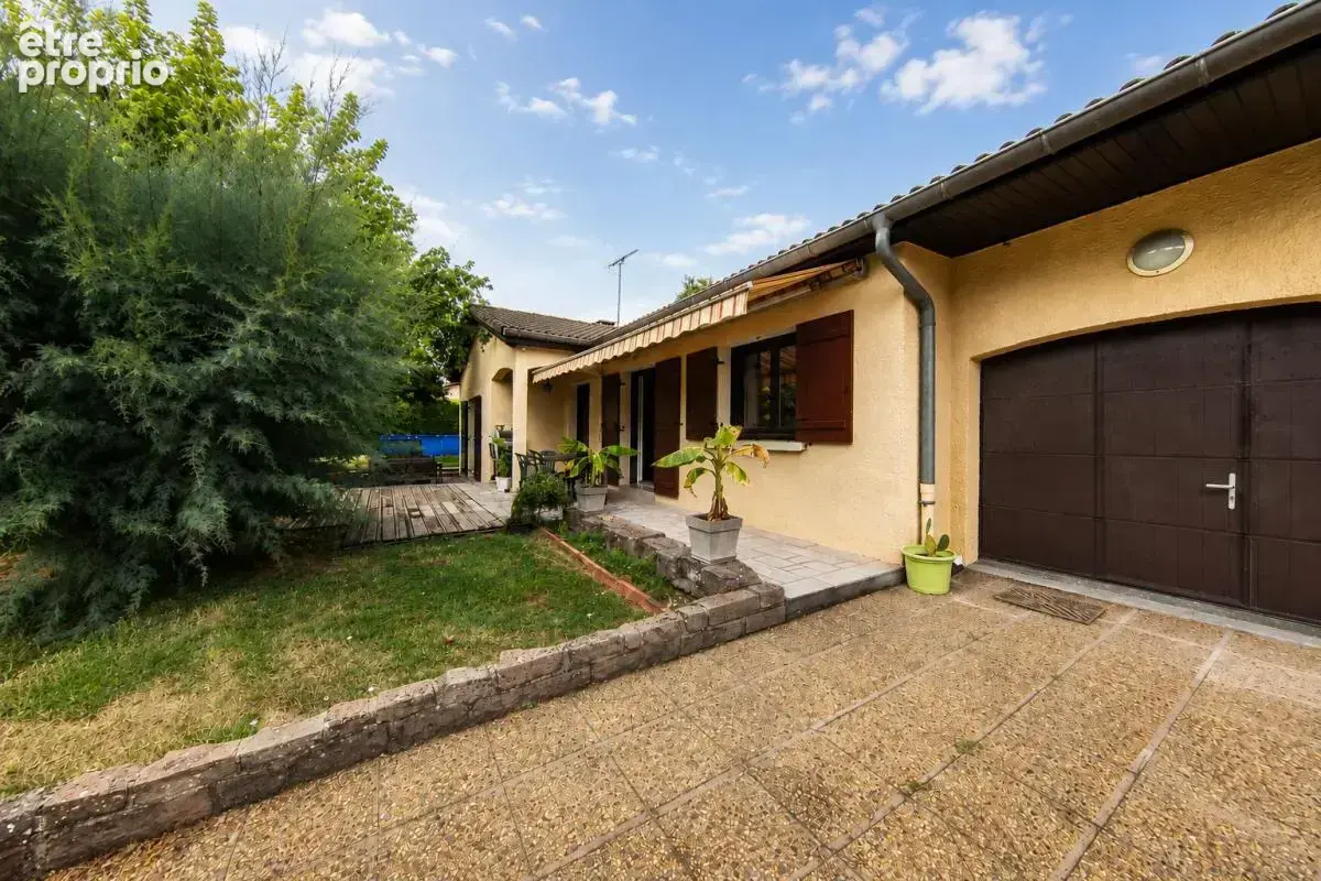 Maison de plain pied au calme - Mâcon - photo 10