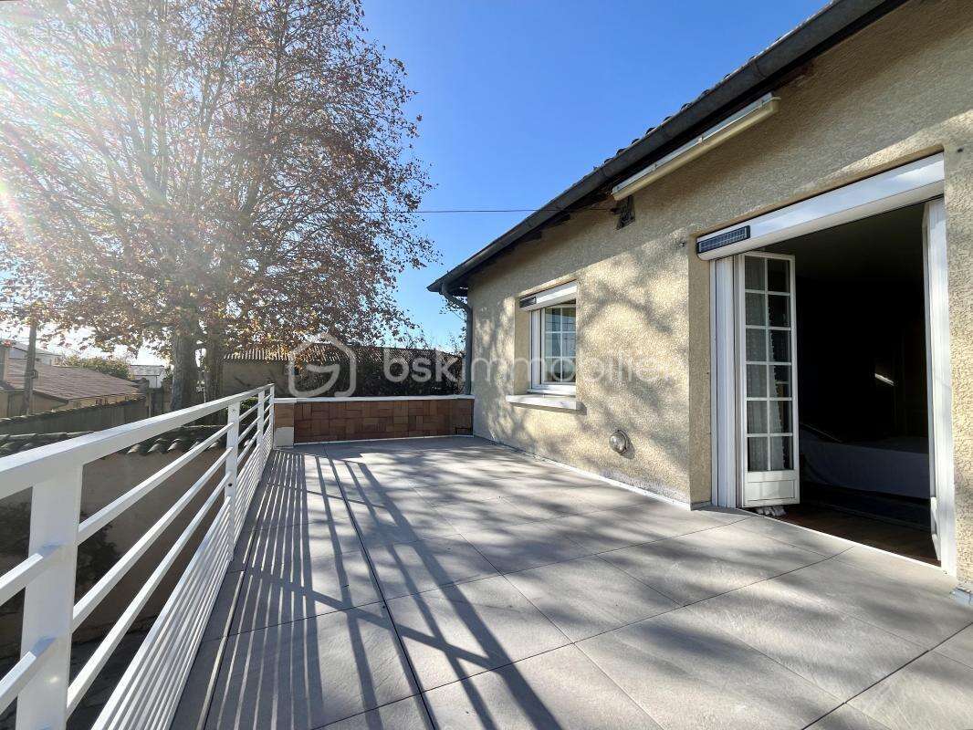 Maison à PEYZIEUX-SUR-SAONE