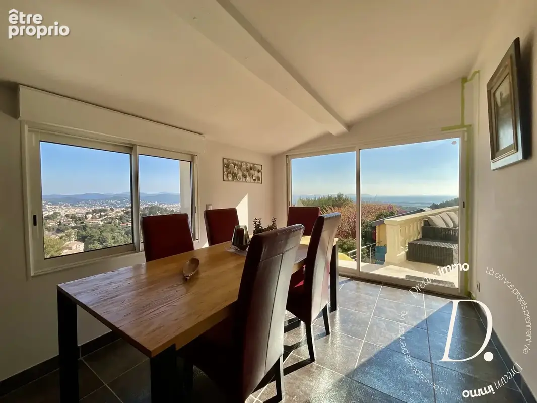 Maison 6 pièces 136 m² à vendre à Hyeres (83400) - photo 5