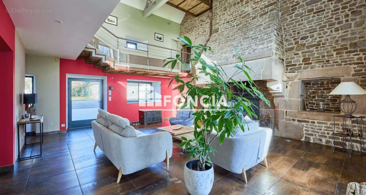 Maison à VILLEDIEU-LES-POELES