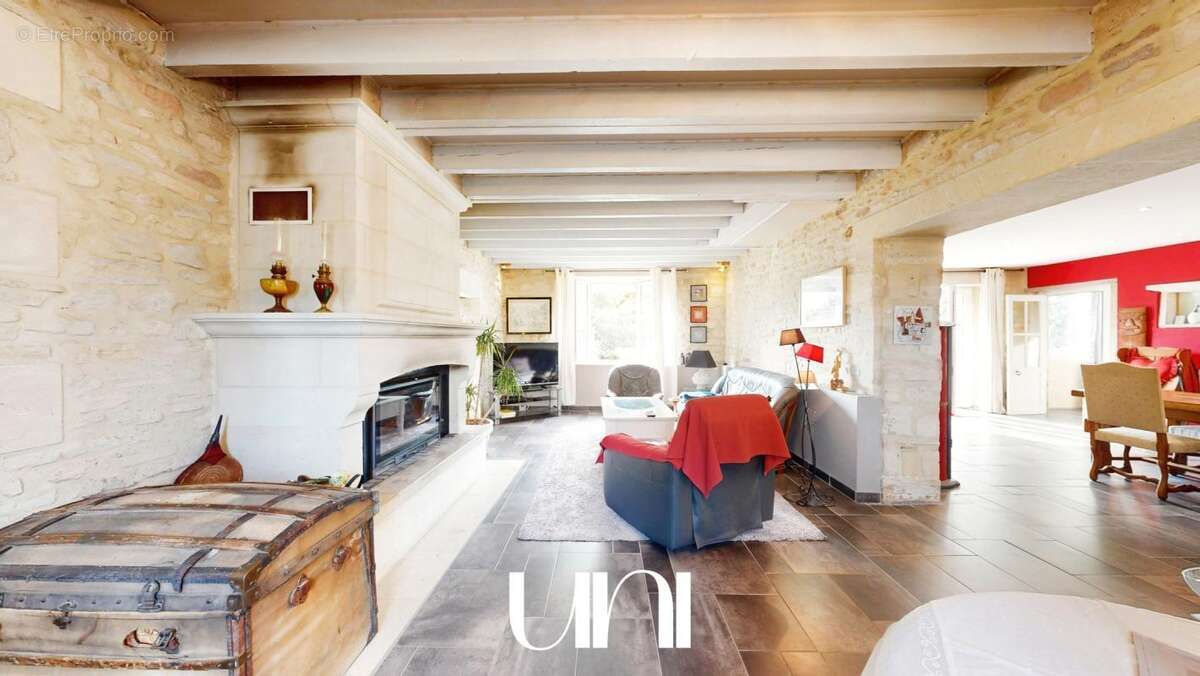 Maison à SAINTE-CROIX-SUR-MER