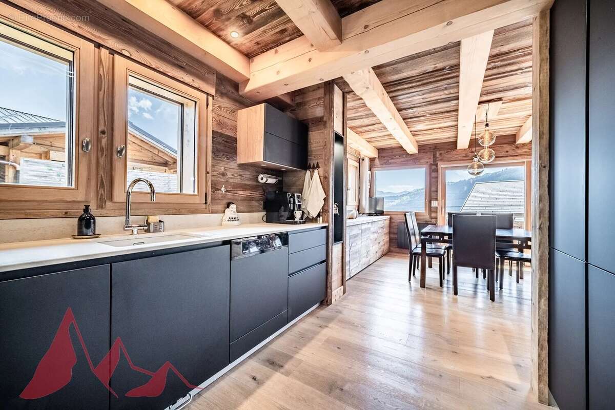Splendide chalet luxueux de 4 chambres (possible 5) - Les Gets - photo 6