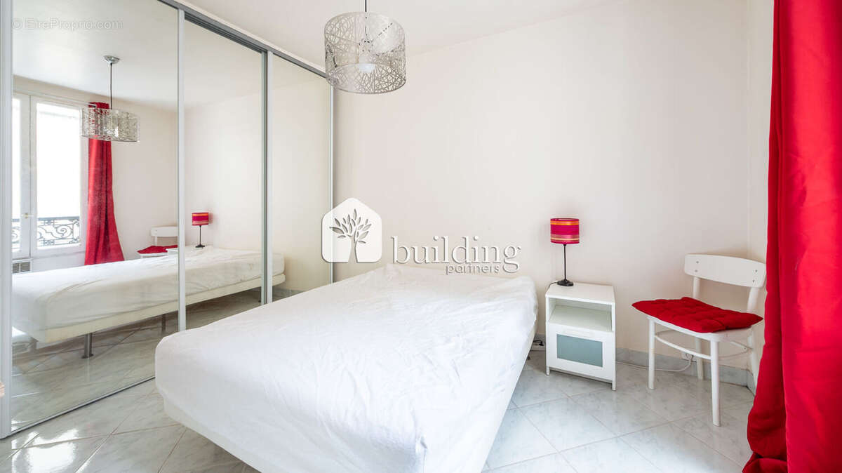 Appartement à PARIS-18E