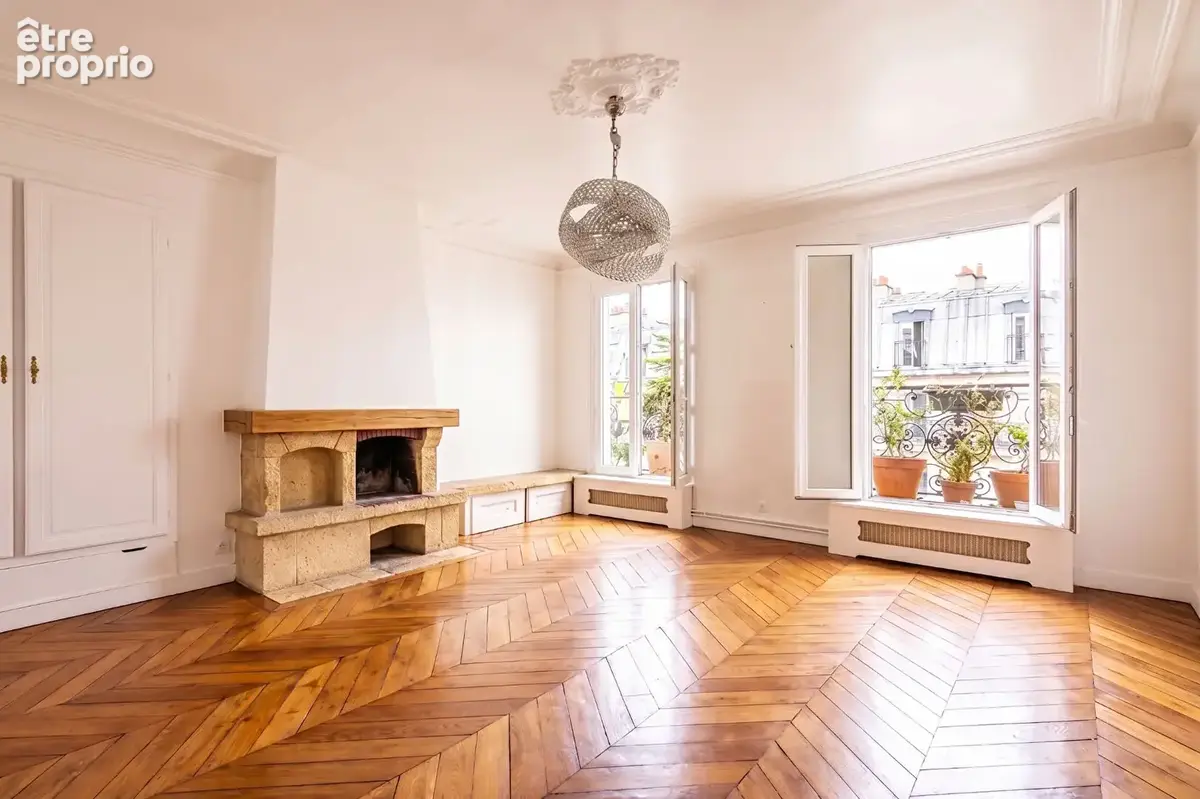 Appartement à PARIS-3E