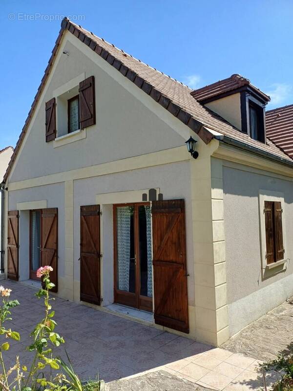 Maison à MALESHERBES