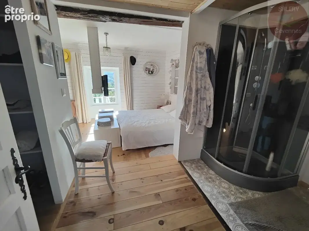 Charmante maison avec dépendances et vue dégagée - photo 6