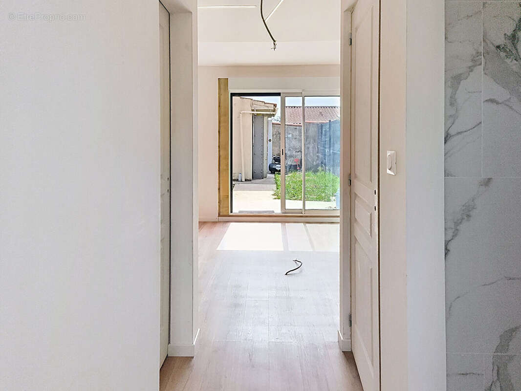 Maison Le Poiré-sur-vie 2 pièces 46 m2 - photo 4