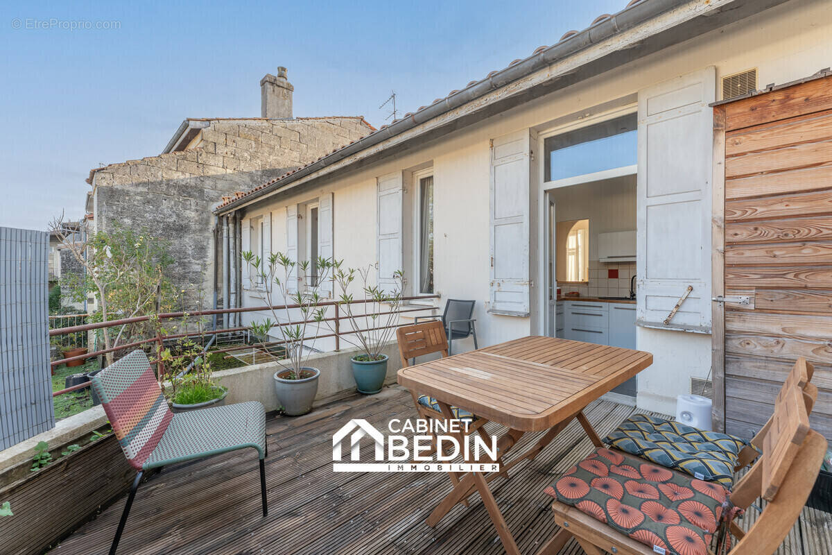 Appartement à BORDEAUX