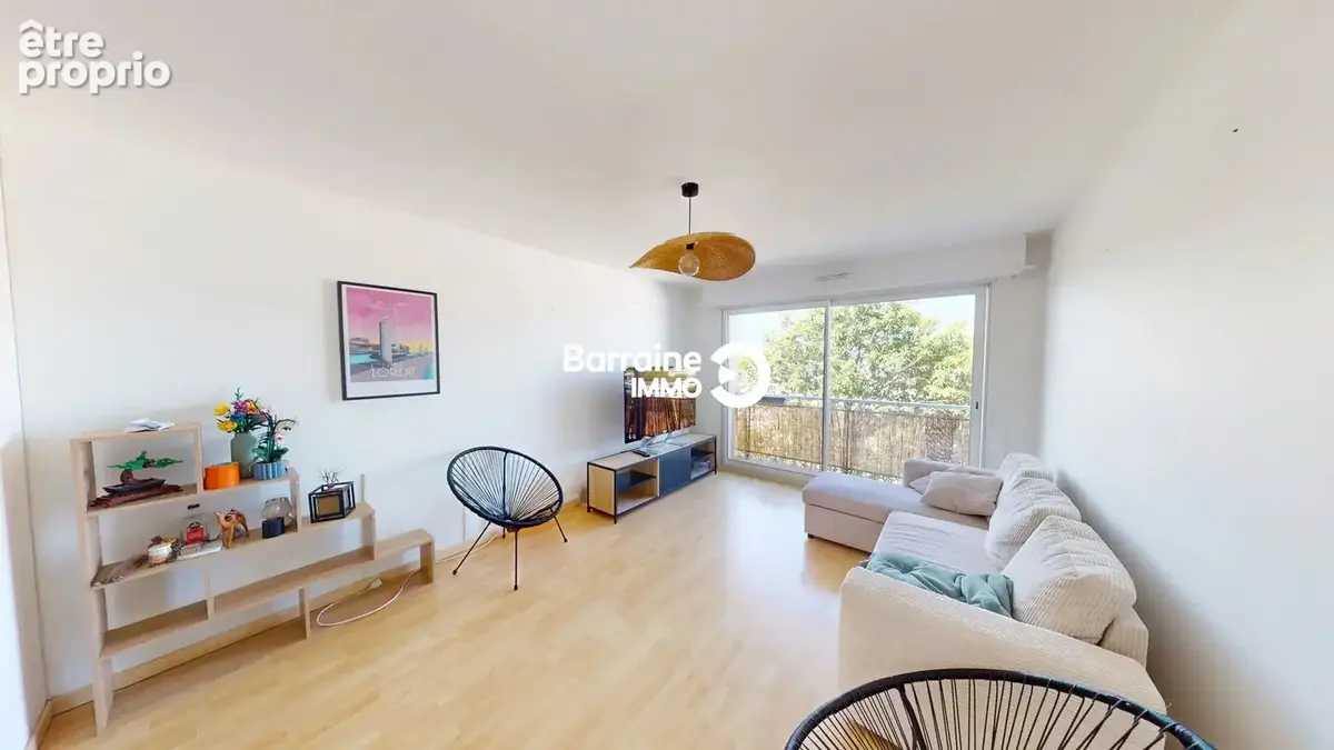 A vendre- lorient-keryado  appartement t3 de 60 m²- balcon-stationnement-vue degagee - photo 3