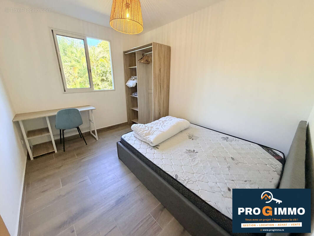 Appartement 81 m² à Le Tampon  - photo 6