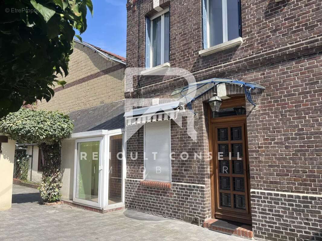 Maison en brique avec 3 chambres à Sotteville-lès-Rouen - photo 2