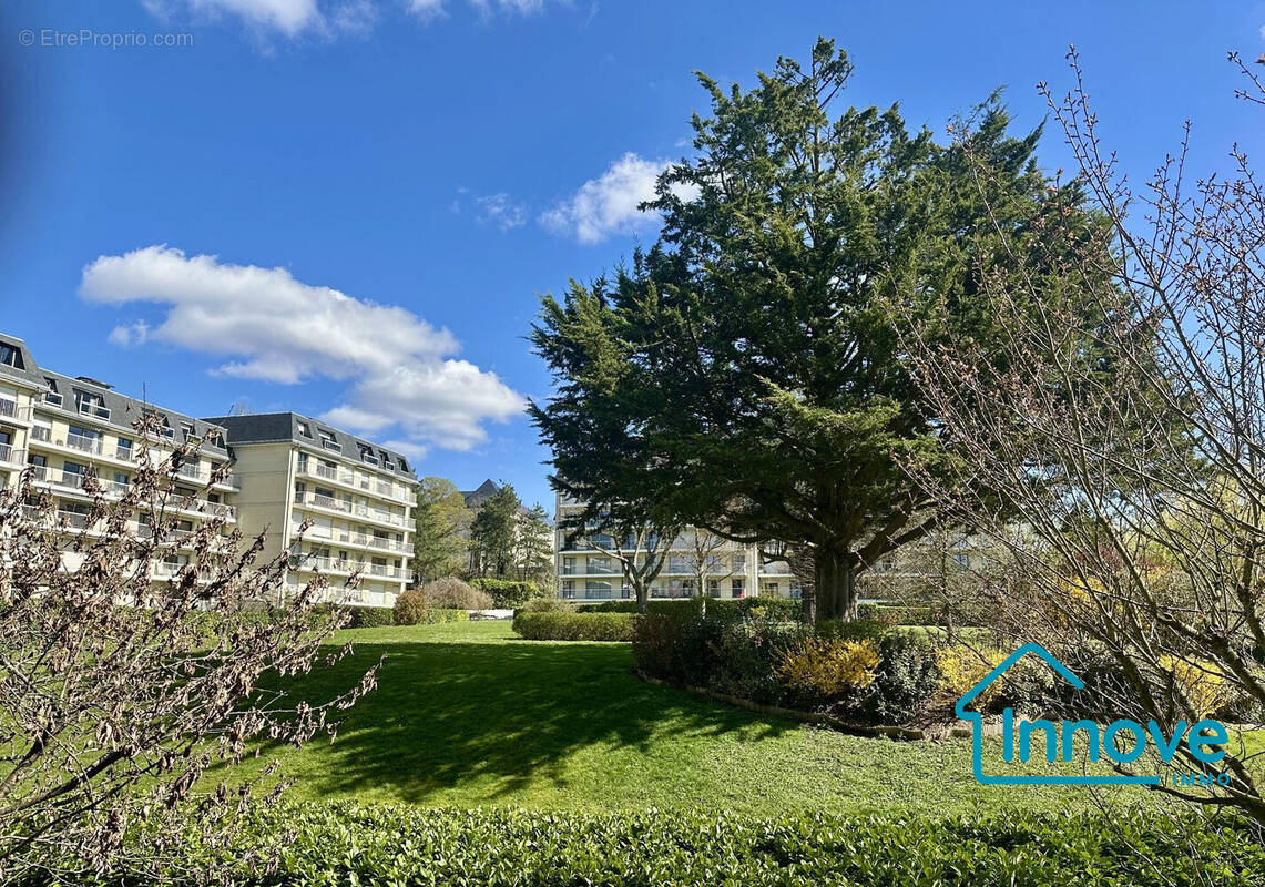 Appartement à VERSAILLES