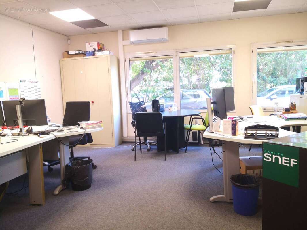 Vends immeuble de bureau / locaux La Seyne 800m2 - photo 7