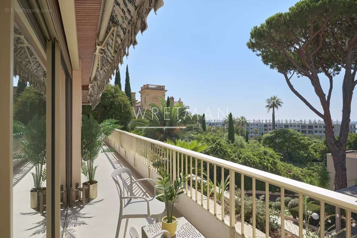 Appartement à CANNES