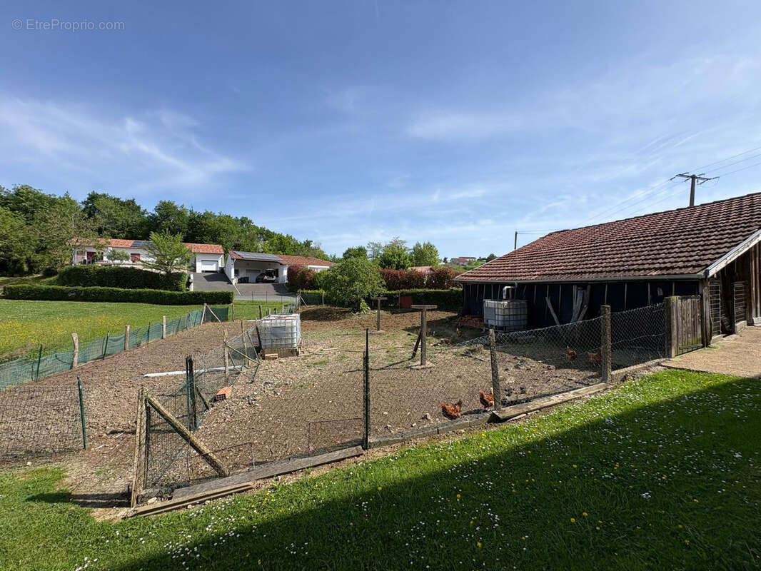 Maison à LAHONCE