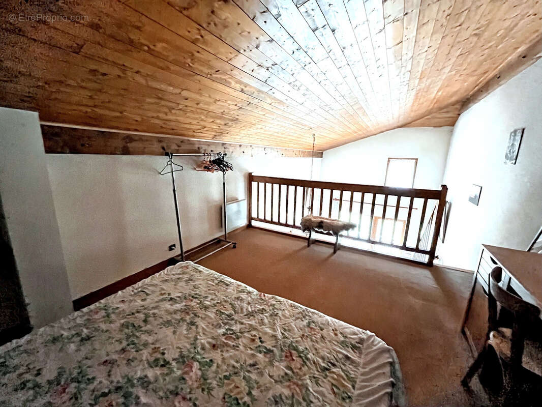 F2 Cabine Duplex - 34 m2 - Combloux centre - photo 11