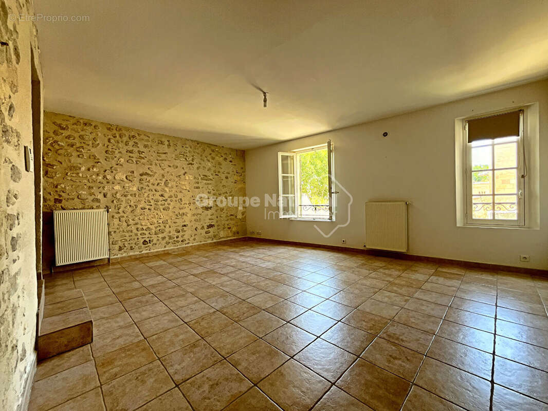 Appartement T3 de charme - Coeur historique d'Arles - 74 m² - photo 2