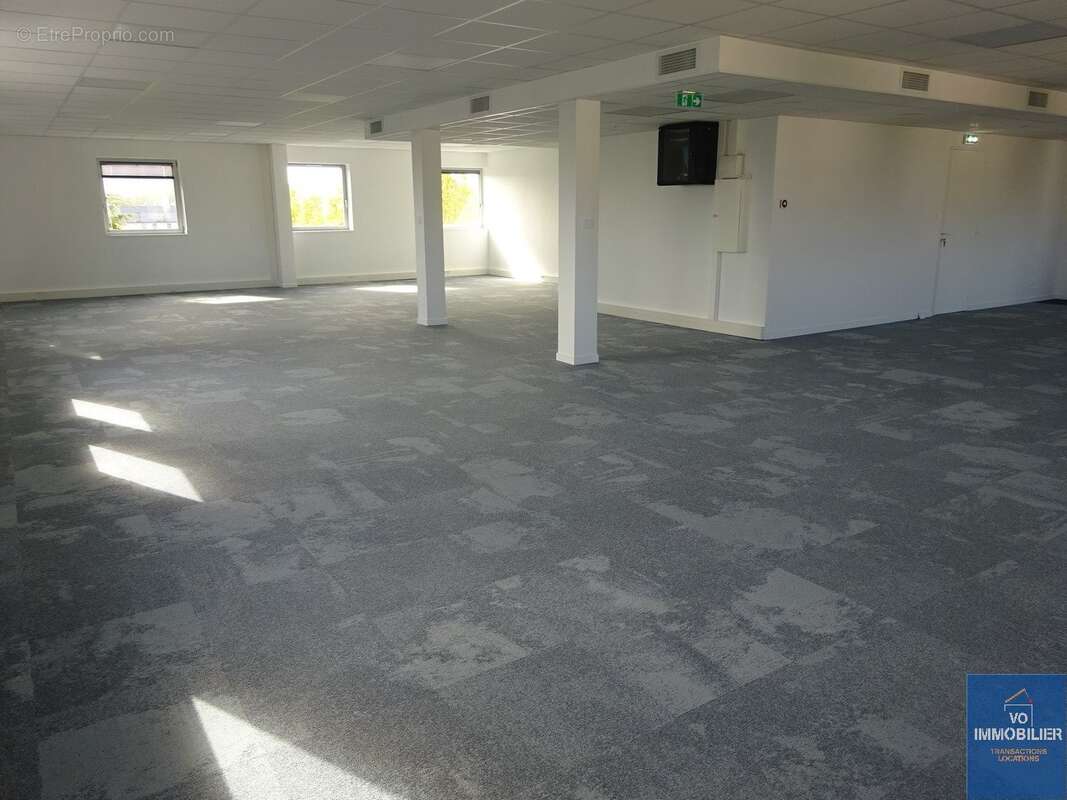 Commerce 171 m² à Toulouse  - photo 2