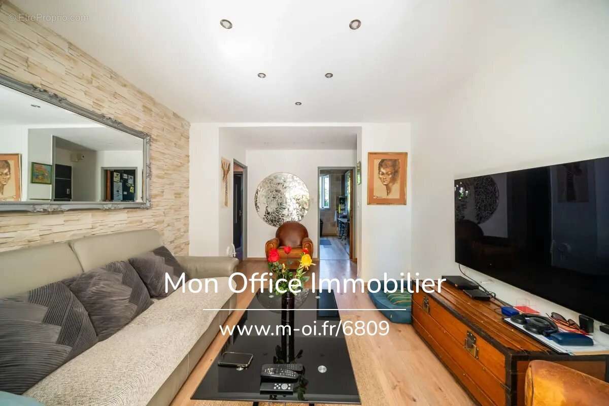 Appartement à MARSEILLE-10E