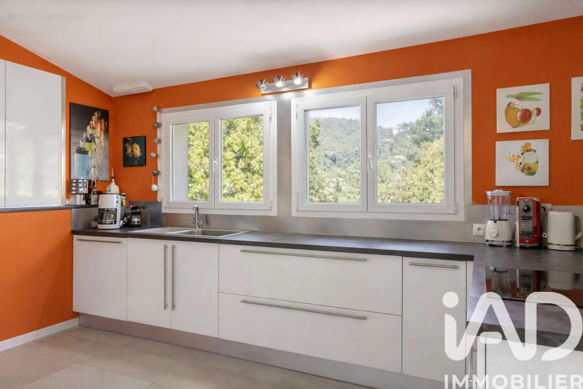 Photo 5 - Maison à CARQUEIRANNE