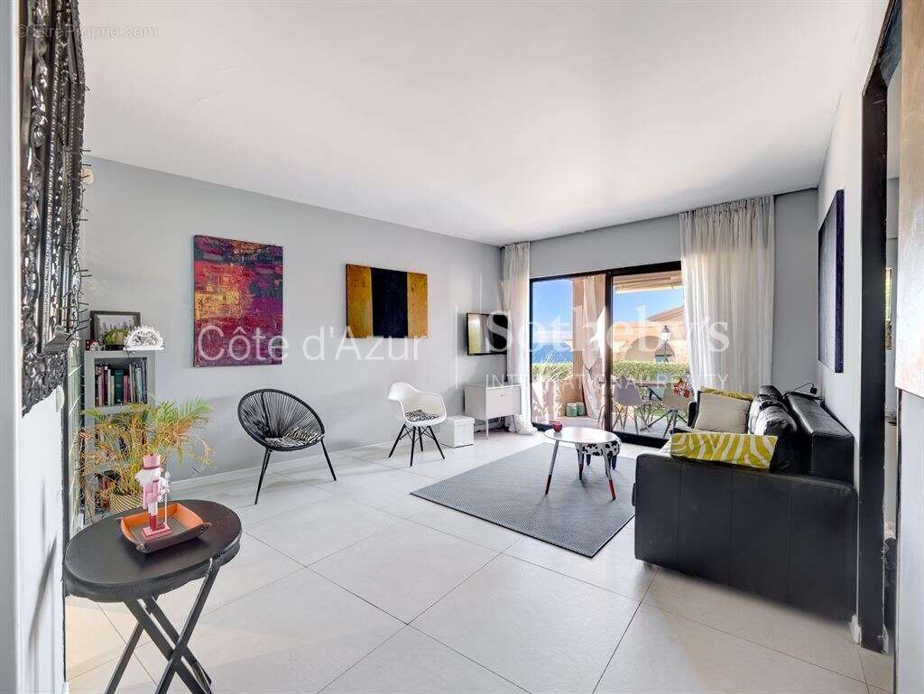 Appartement à THEOULE-SUR-MER